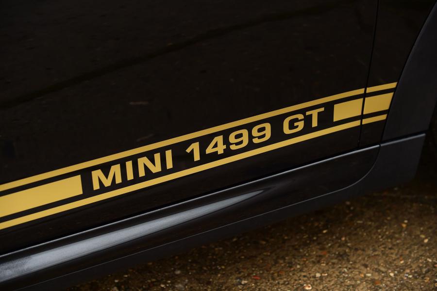 Детали экстерьера Mini Cooper 1499 GT (F56) 2017 года  (UK) (фото 25 из 30)